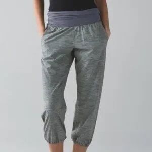 Lululemon Heathered Grey High-Rise Relaxed Joggers Size 2